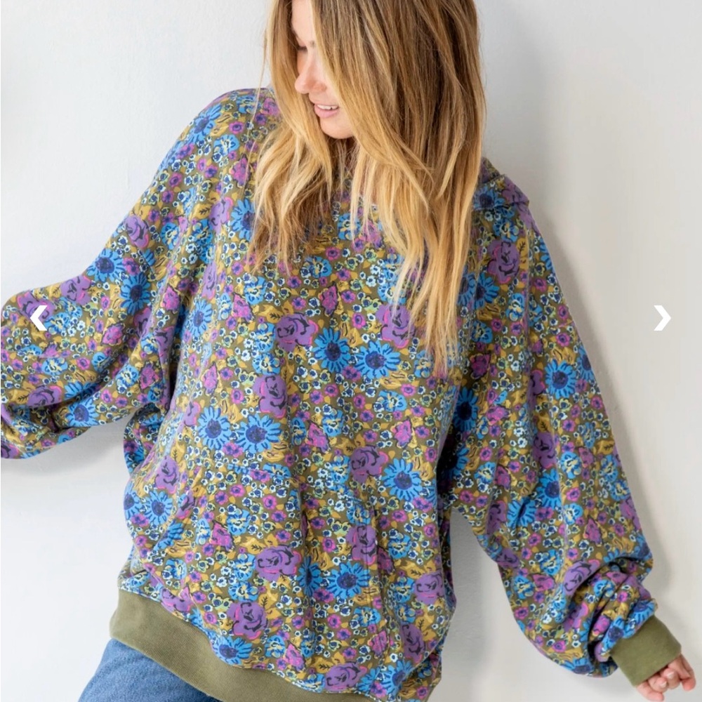 Natural Life oversized Hoodie S/M Blue, Green, Purple Floral